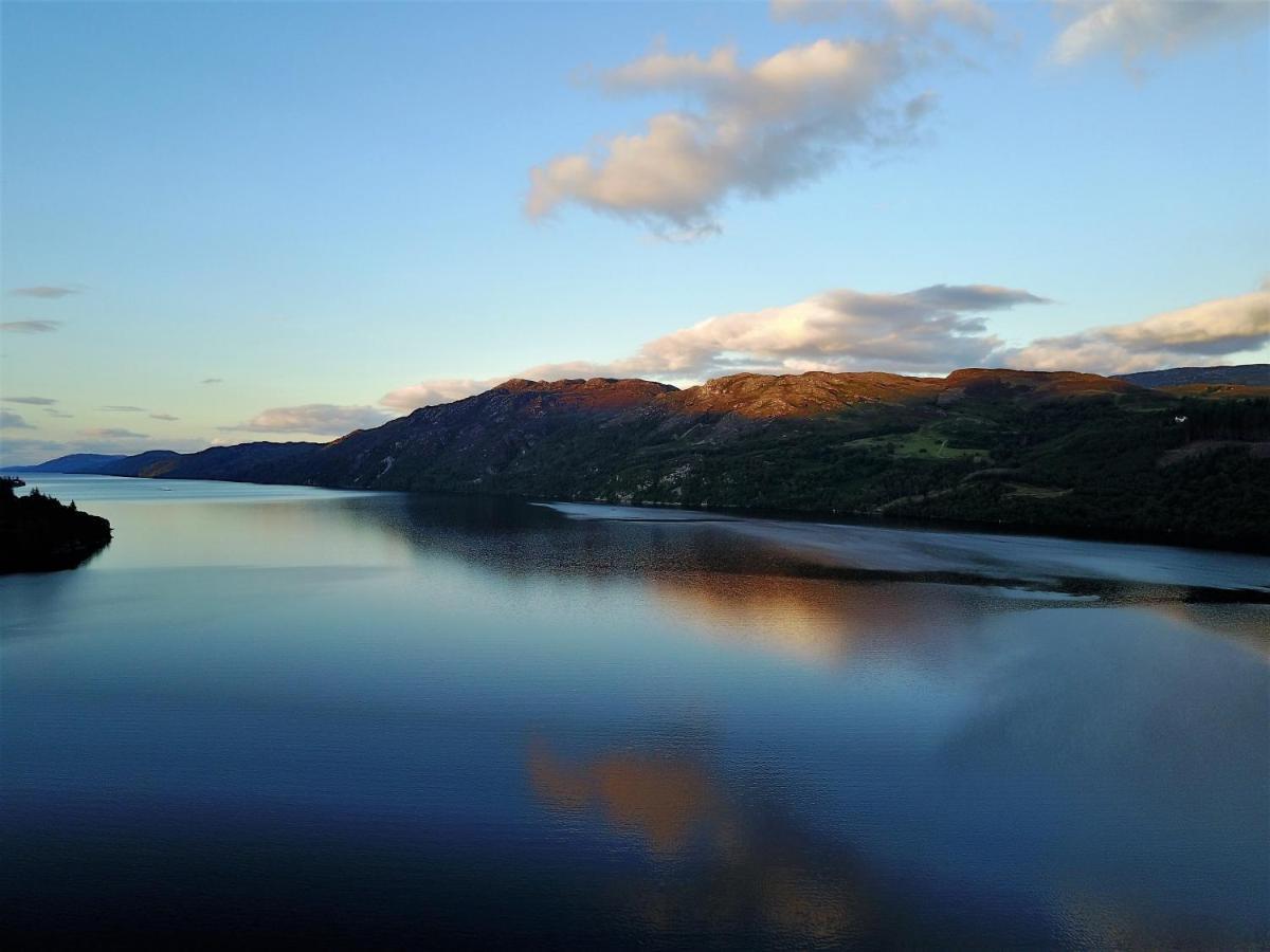 Cabins At Old Pier House Fort Augustus Exterior photo