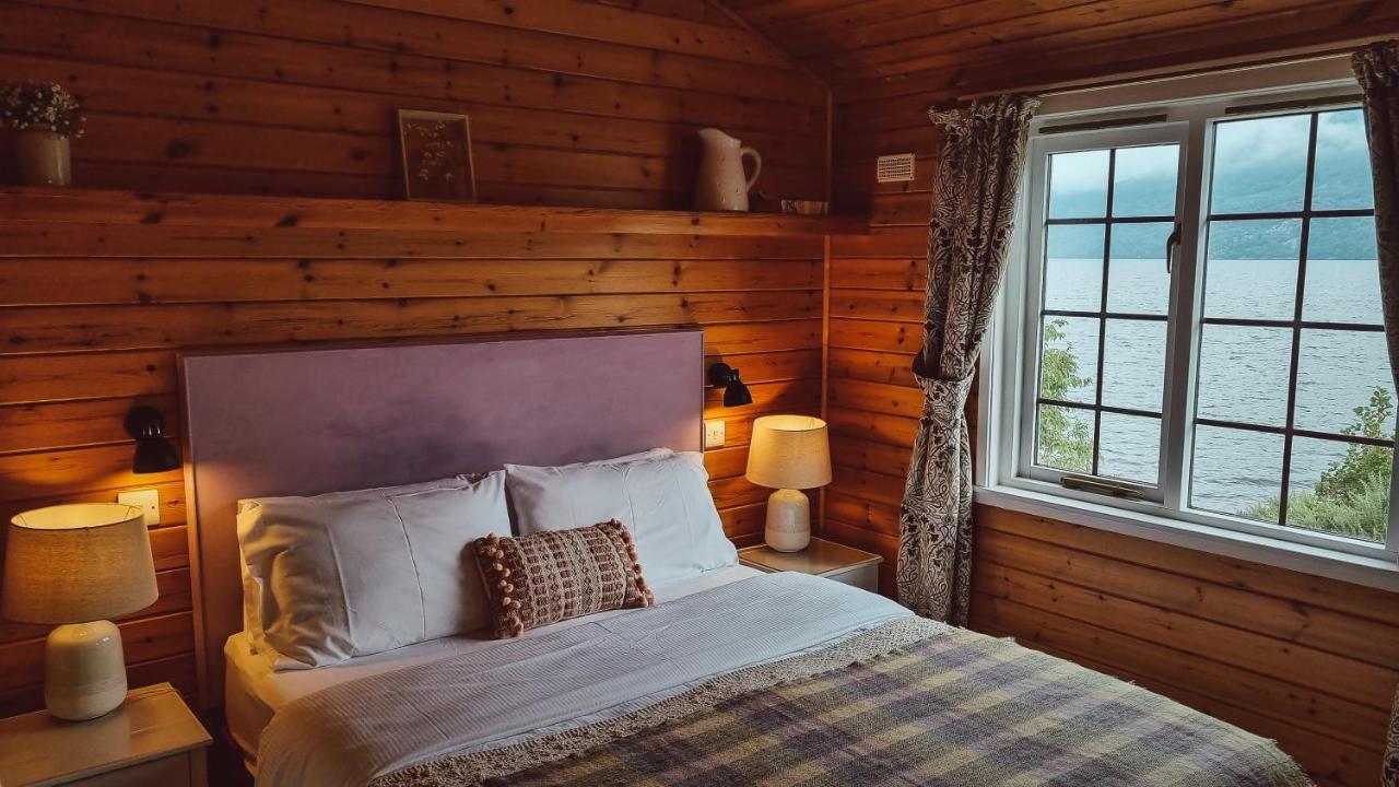 Cabins At Old Pier House Fort Augustus Exterior photo